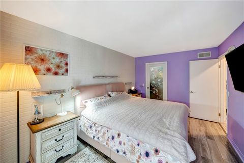 Tiny photo for 27416 Rondell Street, Agoura Hills, CA 91301 (MLS # SR26049173)