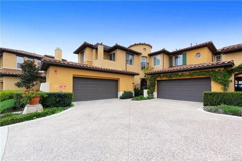 Photo of 19 Lucania Dr. Dr, Newport Coast, CA 92657 (MLS # NP26030988)