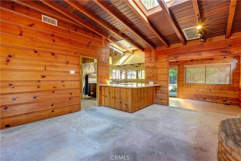 Photo of 14813 Hartsook St, Sherman Oaks, CA 91403 (MLS # SR26050475)