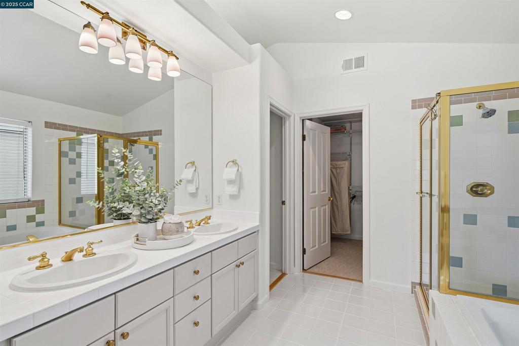 SILVERWOOD - Residential