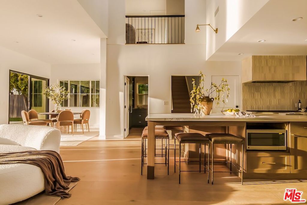 2179 Linda Flora Drive