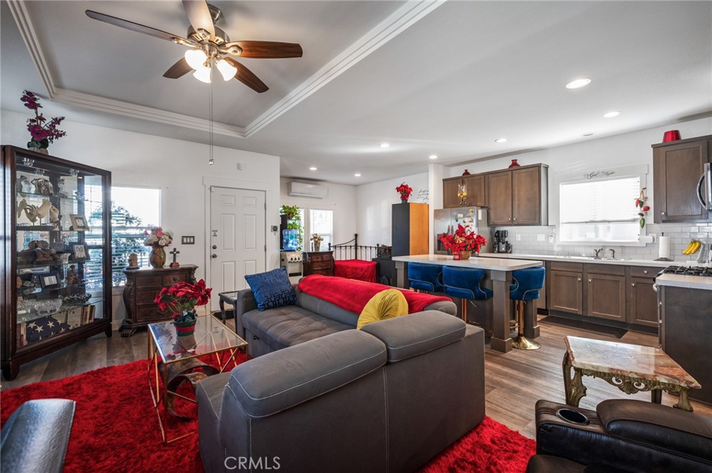 3825 Valley Boulevard 17