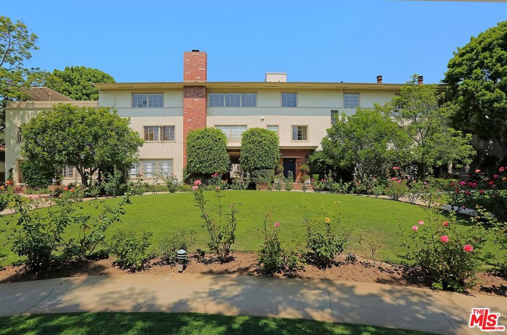 Welcome to an exceptional leasing opportunity in the heart of Brentwood. Located in the highly sought-after Sunset Gardens, this first-floor corner unit with an alcove and elegant bathroom provides a perfect blend of tranquility and convenience. Inside, the living space is naturally well lit and has been thoughtfully maintained to preserve its original charm. All new appliances include in-unit laundry and dishwasher. Built in 1950, this hidden gem is surrounded by multi-million dollar estates and features lush landscaping, rose gardens, and a peaceful ambiance. Residents enjoy exclusive access to a range of resort-style amenities, including a heated pool, a well-equipped gym, sauna, and beautifully maintained gardens. The complex's prime location offers proximity to Brentwood Village, San Vicente shops and restaurants, a dog park, and the Barrington Recreation Center. Experience the charm and elegance of Brentwood living in this unique and inviting home. Contact us today to schedule a private tour and discover all that this property has to offer.