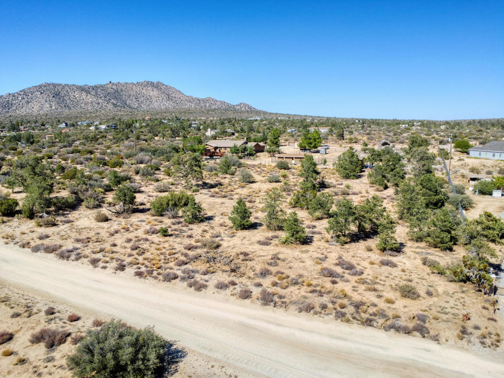 Alpine Village/Pyn P - Land