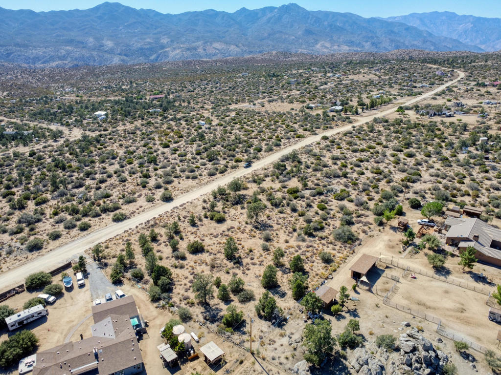 Alpine Village/Pyn P - Land