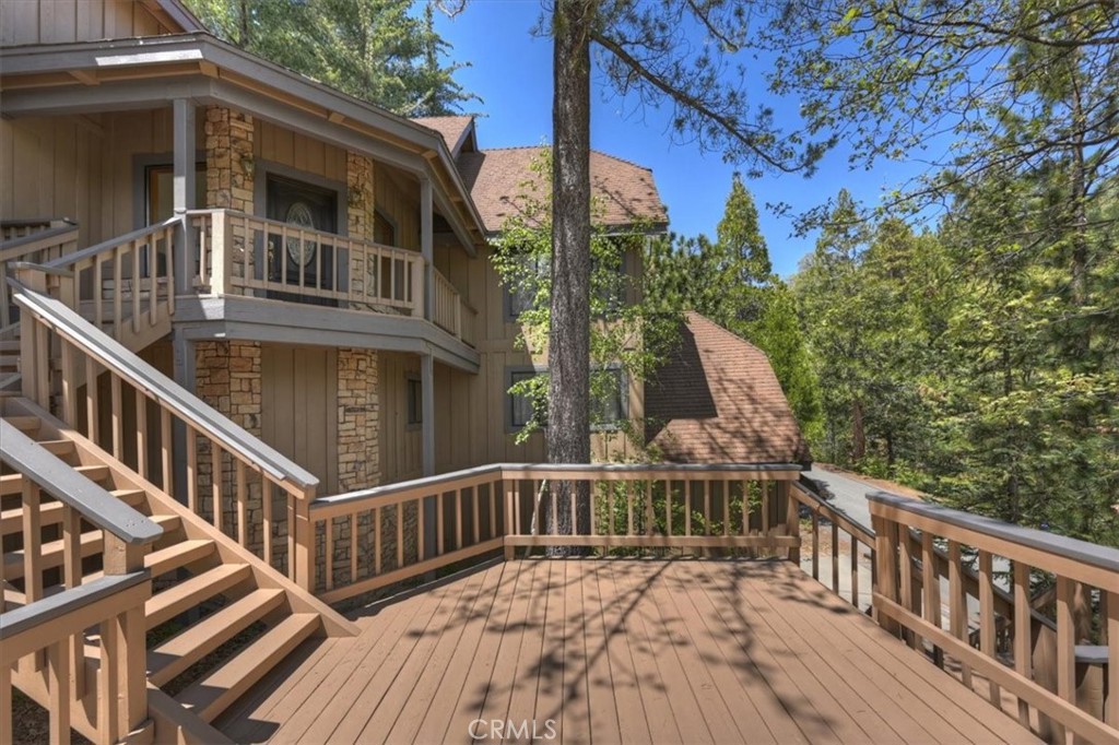 Lake Arrowhead, California, 92352, United States, 4 Bedrooms Bedrooms, ,5 BathroomsBathrooms,Residential,Active,2041533