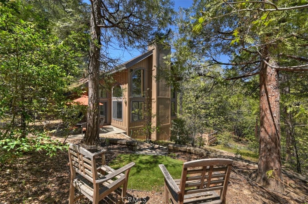 Lake Arrowhead, California, 92352, United States, 4 Bedrooms Bedrooms, ,5 BathroomsBathrooms,Residential,Active,2041533