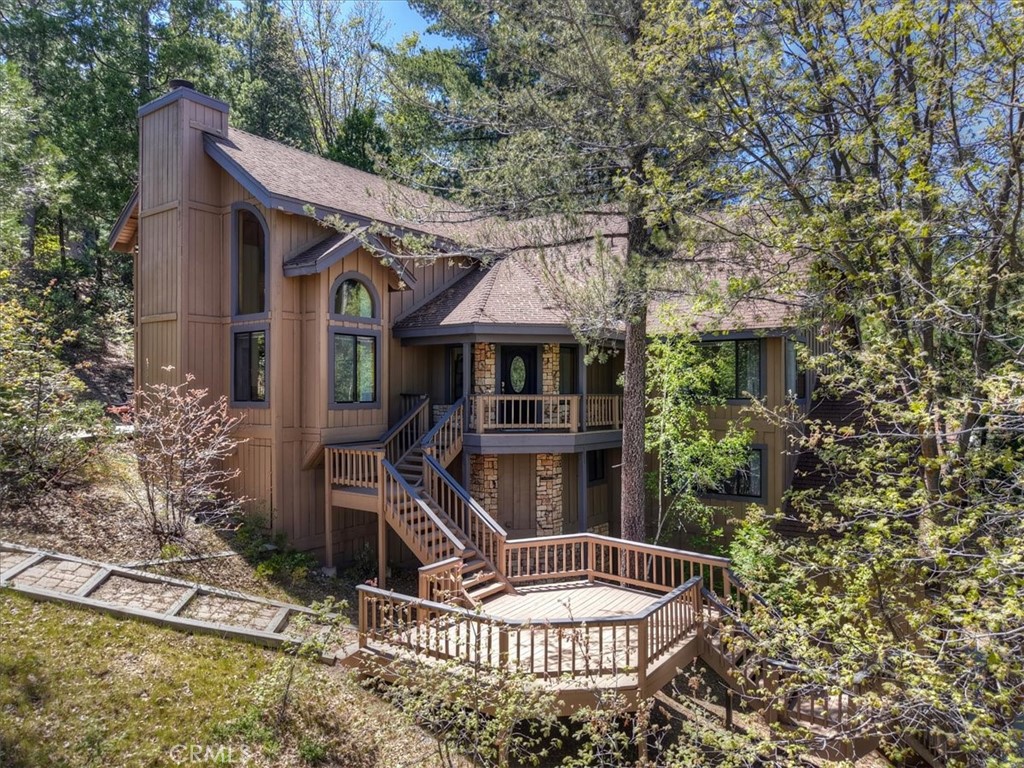 Lake Arrowhead, California, 92352, United States, 4 Bedrooms Bedrooms, ,5 BathroomsBathrooms,Residential,Active,2041533