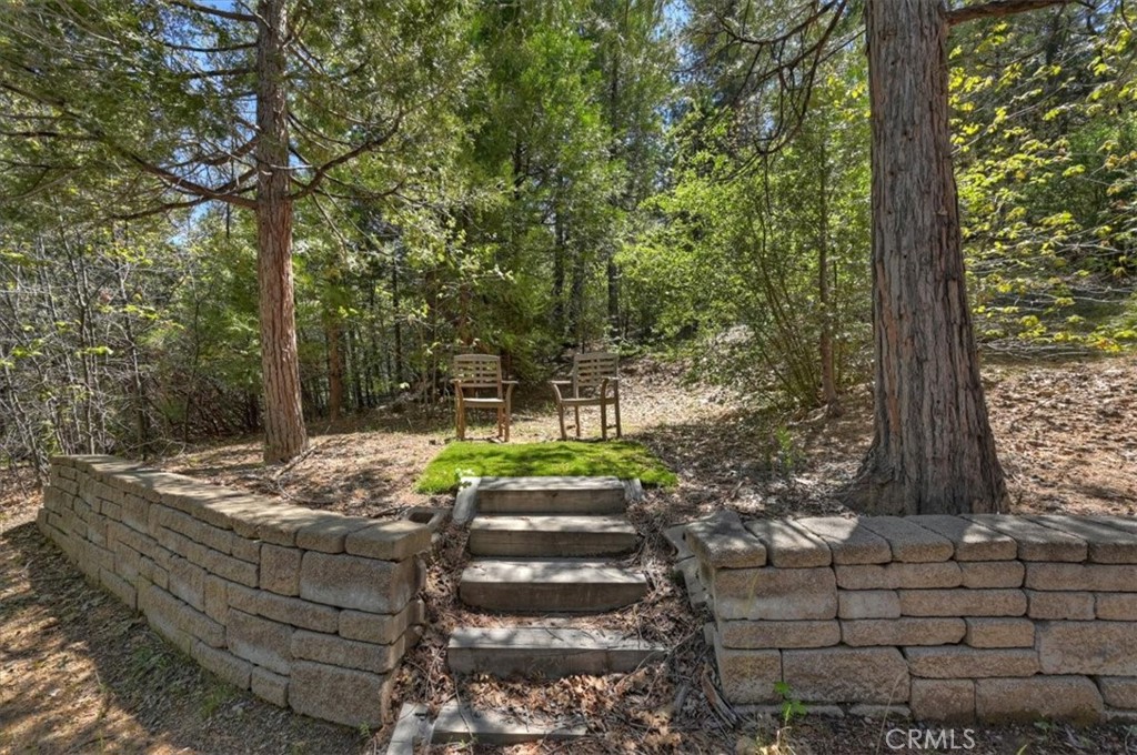 Lake Arrowhead, California, 92352, United States, 4 Bedrooms Bedrooms, ,5 BathroomsBathrooms,Residential,Active,2041533