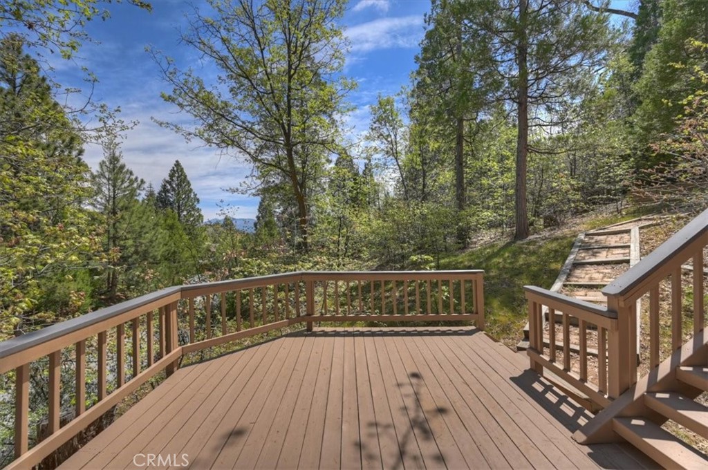 Lake Arrowhead, California, 92352, United States, 4 Bedrooms Bedrooms, ,5 BathroomsBathrooms,Residential,Active,2041533