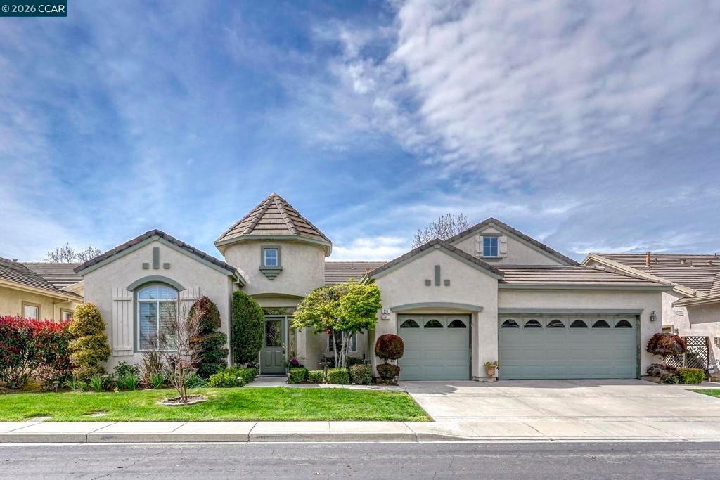 211 Benoni Ln