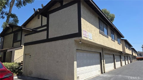 Photo of 9800 Vesper AVE #96, Panorama City, CA 91402 (MLS # SR26192454)