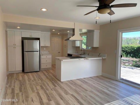 Tiny photo for 3232 Lanier Place, Thousand Oaks, CA 91360 (MLS # 226005026)