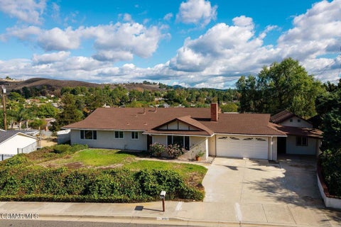 Tiny photo for 3232 Lanier Place, Thousand Oaks, CA 91360 (MLS # 226005026)
