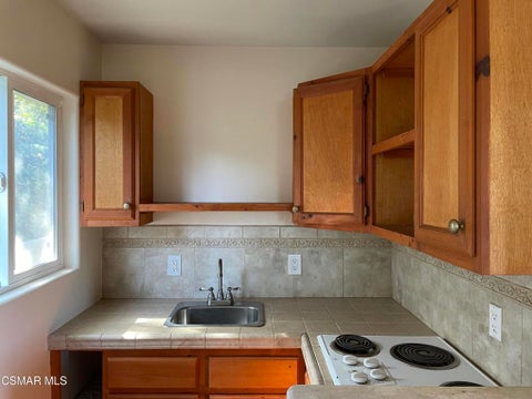 Tiny photo for 3232 Lanier Place, Thousand Oaks, CA 91360 (MLS # 226005026)