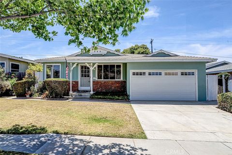 Photo of 20517 Toluca AVE, Torrance, CA 90503 (MLS # SB26122920)