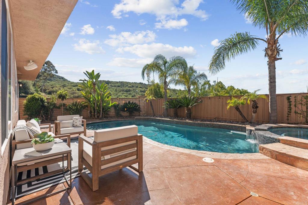 12204 Briar Knoll Way