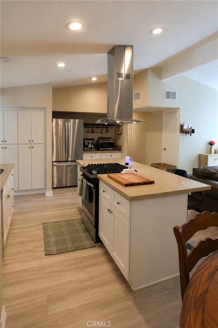 1216 San Jacinto