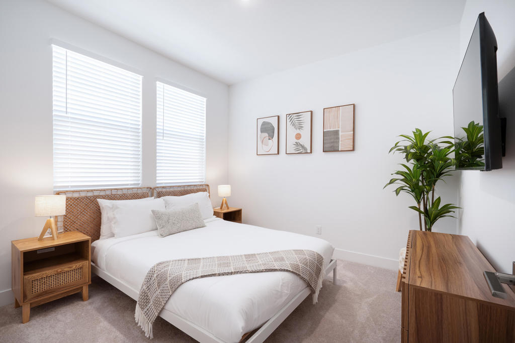 Terra Lago - Residential