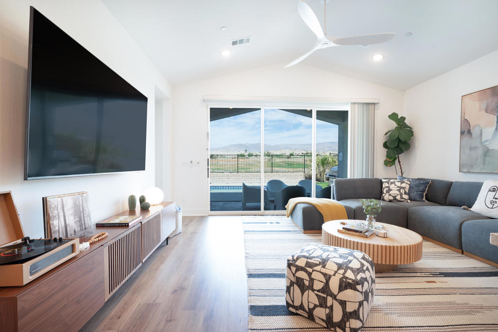 Terra Lago - Residential