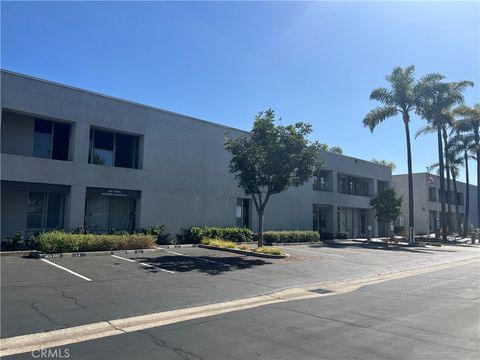 Photo of 711 W 17th ST #A9, Costa Mesa, CA 92627 (MLS # NP26126603)