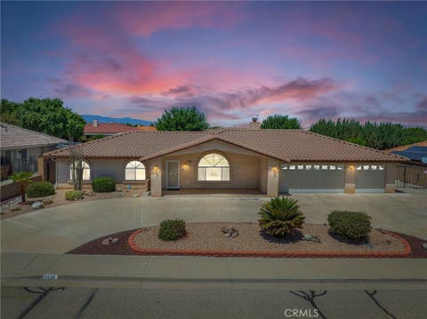 Photo of 10636 Regency Road, Hesperia, CA 92345 (MLS # HD26128172)