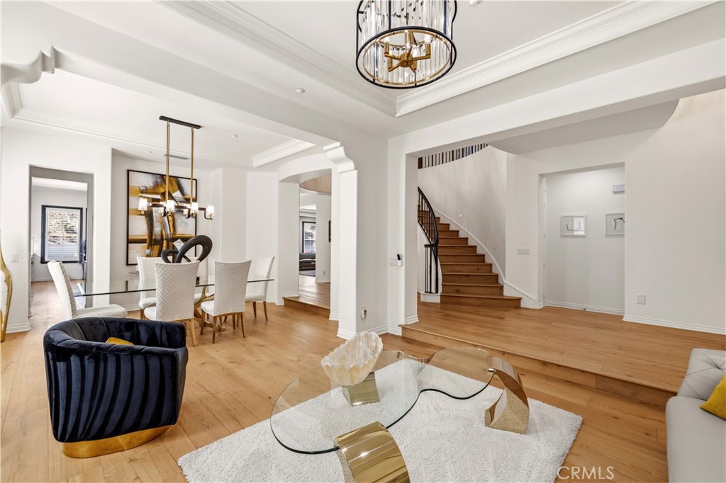 2033 Waterside Circle