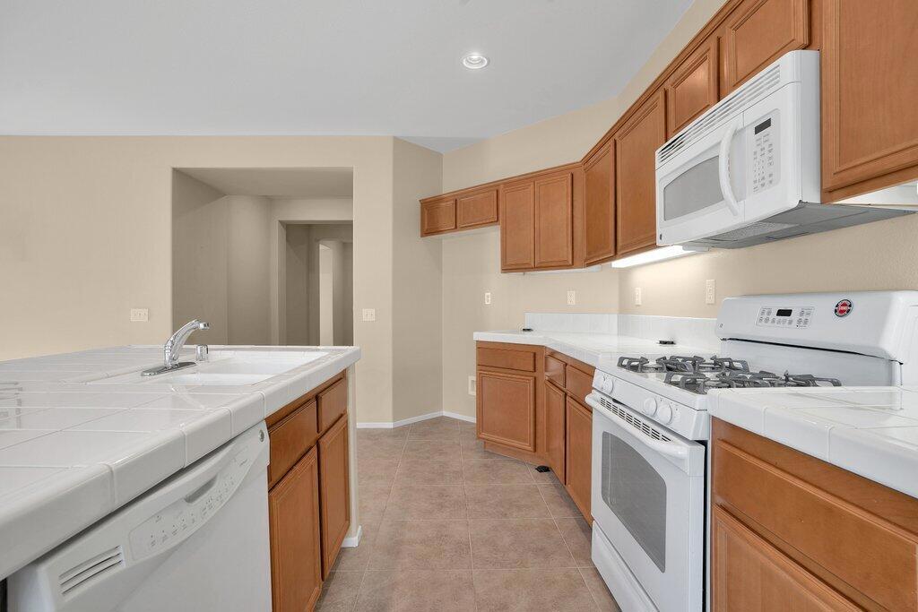 Mountain View Country Estates - Residential