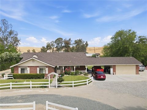 Photo of 11120 Round Mountain Rd, Bakersfield, CA 93308 (MLS # SR26091594)