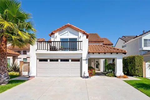 MLS: OC26098397