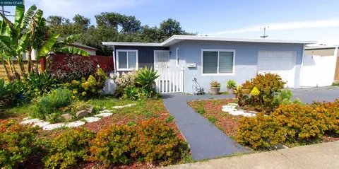 2929 Alta Mira Dr, Richmond, CA 94806 - MLS#: 41128599