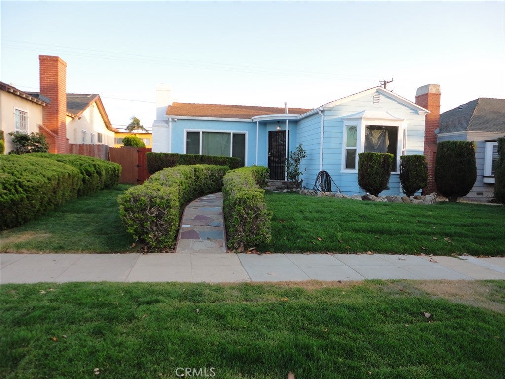 404 W Hillsdale Street
