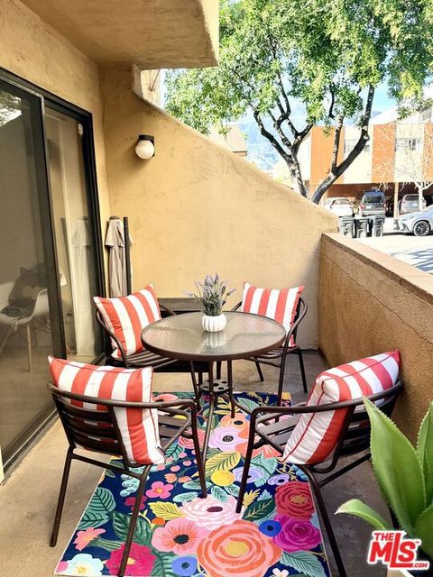 Photo of 350 Burchett Street #101, Glendale, CA 91203 (MLS # 26667415)