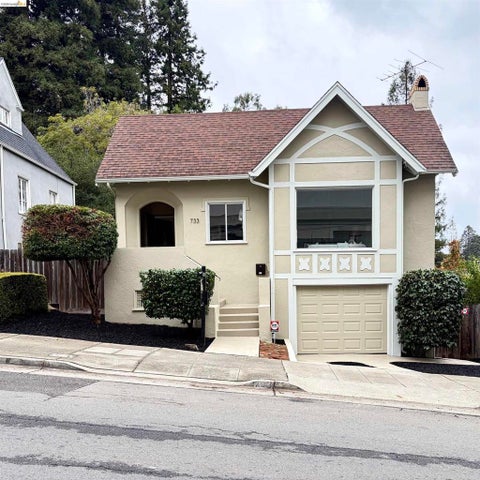 Photo of 733 Grosvenor Pl Pl, Oakland, CA 94610 (MLS # 41152138)