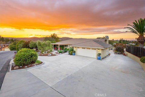 Tiny photo for 725 Renate Way, Paso Robles, CA 93446 (MLS # NS26230784)