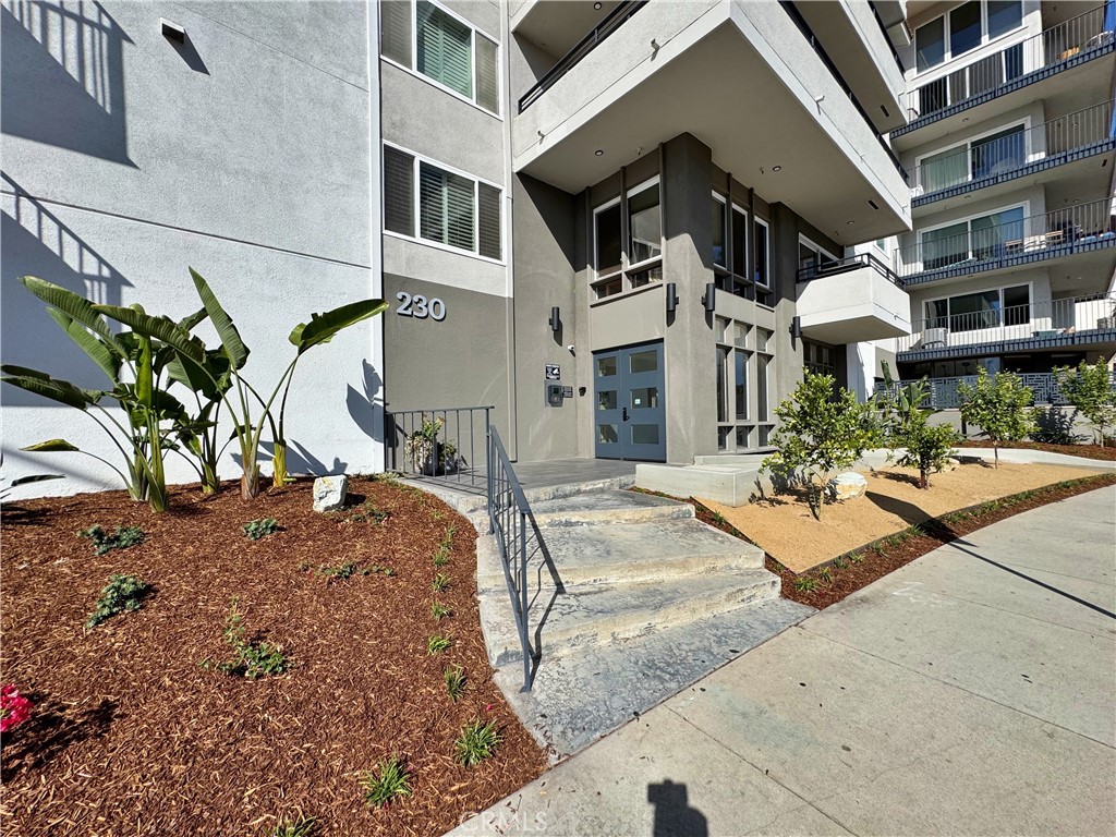 Welcome to Your Beachside Retreat in Redondo Beach!
This fully furnished coastal condominium offers the perfect blend of comfort, convenience, and style. Ideally located just moments from the Redondo Beach Pier, King Harbor, and the shoreline, this updated two-bedroom, two-bath home provides an effortless transition into beachside living.
Step inside and discover a spacious, light-filled front unit with an open floor plan that flows seamlessly from the living area to the modernized kitchen and bathrooms. Enjoy the best of indoor-outdoor living through dual-paned sliding doors that open to a large private balcony, ideal for relaxing, entertaining, or enjoying ocean breezes and colorful sunsets.
The kitchen features stainless steel appliances, a breakfast bar, and a matching wet bar, making it perfect for casual dining or hosting friends. The primary bedroom includes a generous walk-in closet, and both bedrooms are comfortably appointed for a move-in-ready experience. A washer and dryer in the hallway add everyday convenience, and air conditioning ensures year-round comfort.
The beautifully maintained complex offers lush landscaping, a well-equipped gym, spa, and sauna. Enjoy secure subterranean parking with one assigned space plus free guest parking behind the building.
Located near award-winning schools, local restaurants, and coastal attractions, this home embodies the best of the Redondo Beach lifestyle. Your furnished beachside sanctuary awaits.