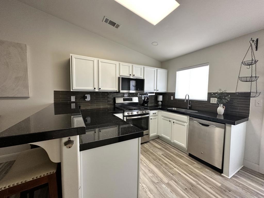 La Quinta Cove - Residential Lease