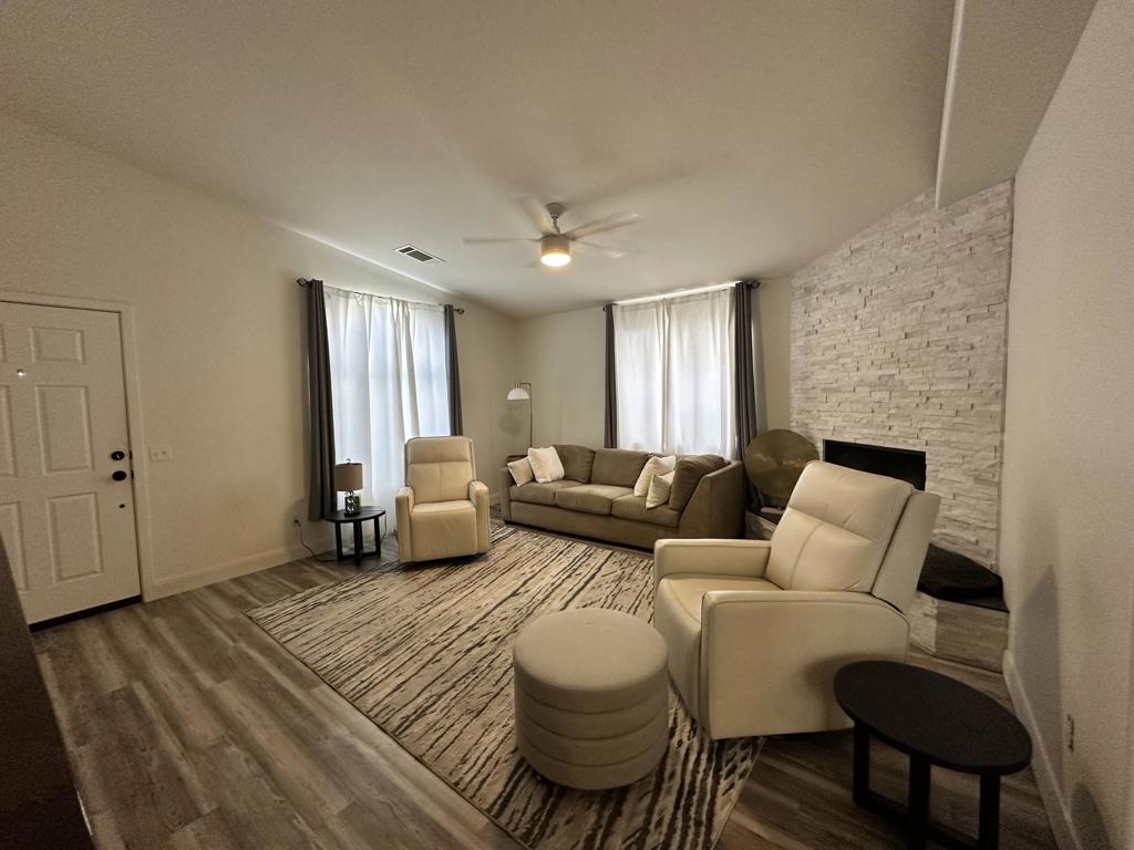 La Quinta Cove - Residential Lease