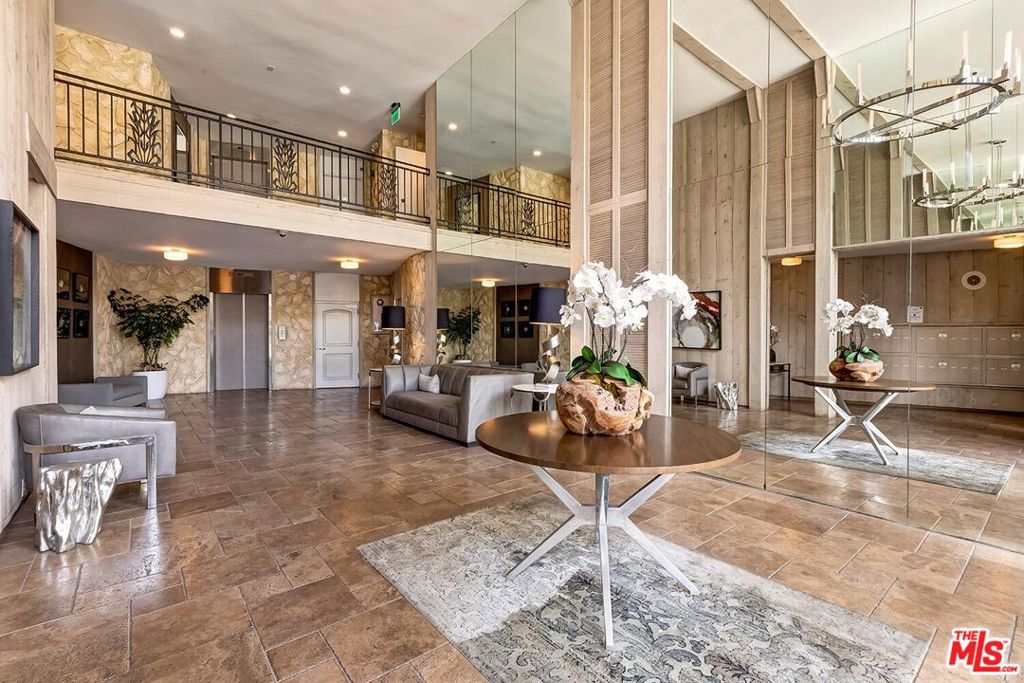 809 S Bundy Drive 214