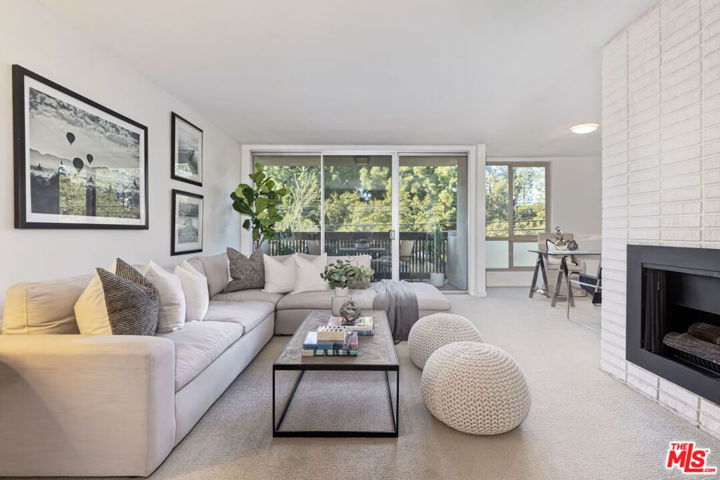 Photo of 809 S Bundy Drive #214, Los Angeles, CA 90049 (MLS # 25619015)