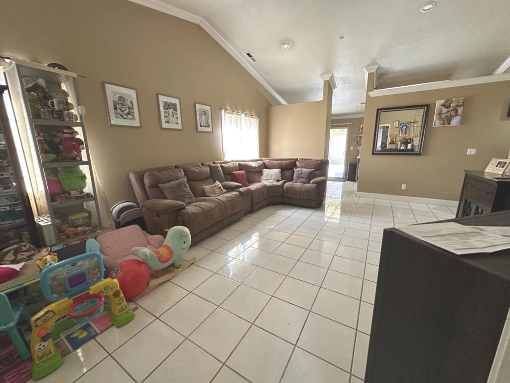 946 La Mancha Way