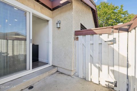 Tiny photo for 499 Sobre Colinas Place, Camarillo, CA 93012 (MLS # 226000969)