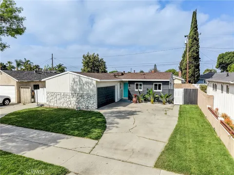 6301 Indiana Avenue, Long Beach, CA 90805 - MLS#: DW26070172