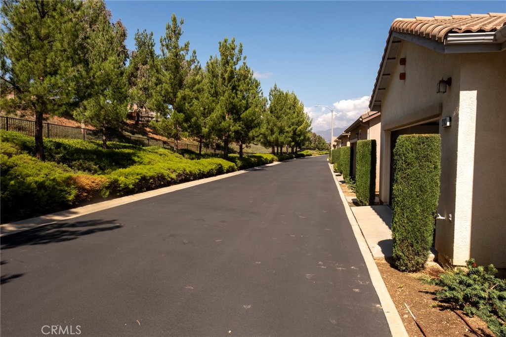 Four Seasons - Residential