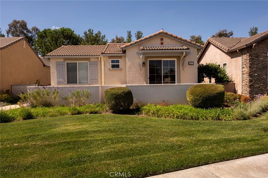 Resort style living for 55+! Located in a cul-de-sac, this beautiful home features 2 bedrooms, 2 baths, 2-car garage, granite countertops, kitchen appliances such as dishwasher, microwave and stove, den, family room, fireplace, dining room and many more! HOA amenities include pool, tennis, walking trails, ballroom, bistro,theatre, billiards, gameroom, fitness center and salon-all in gated community.
