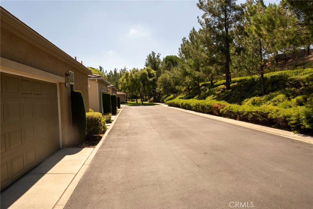 Four Seasons - Residential