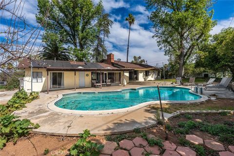 Tiny photo for 120 Franklin Avenue, Redlands, CA 92373 (MLS # IG26041865)