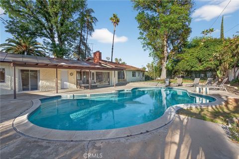 Tiny photo for 120 Franklin Avenue, Redlands, CA 92373 (MLS # IG26041865)