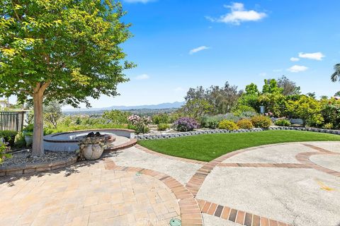Photo of 24161 Becard Dr, Laguna Niguel, CA 92677 (MLS # OC26091370)