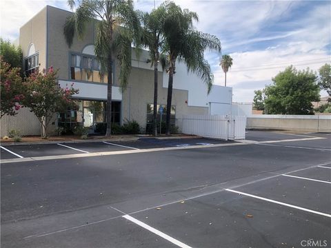 Photo of 683 New York Dr, Pomona, CA 91768 (MLS # GD25248805)